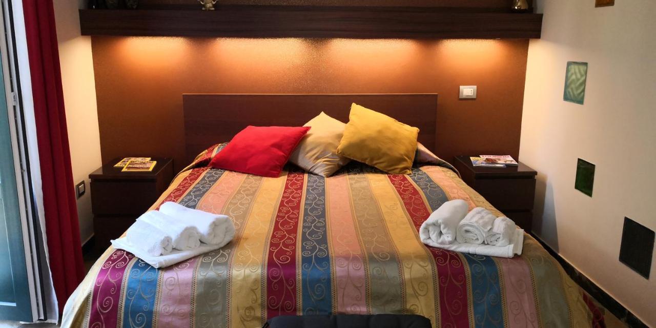 סלרנו Casa Vacanze Archi Medievali מראה חיצוני תמונה